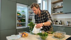 Ecco perché un foglio di carta assorbente nel contenitore in frigo può fare la differenza